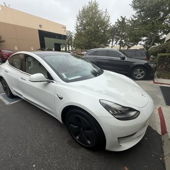 Abramovich Motors - 2019 Tesla Model 3 - Auto Loan Providers Near Me - Murrieta, California Abramovich Motors - 2019 Tesla Model 3 - Auto Loan Providers Near Me - Murrieta, California