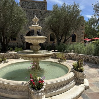 V Sattui Winery - Wineries Near Me - Saint Helena, California V Sattui Winery - Wineries Near Me - Saint Helena, California