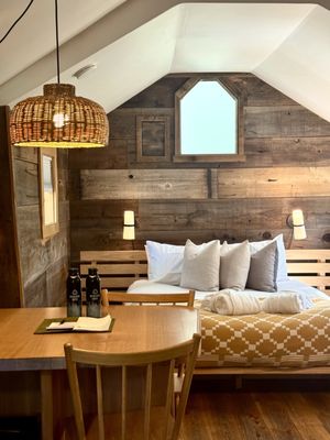 Desolation Hotel Hope Valley by null