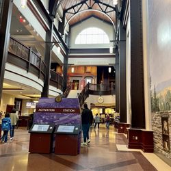 hershey museum shop - Main lobby.