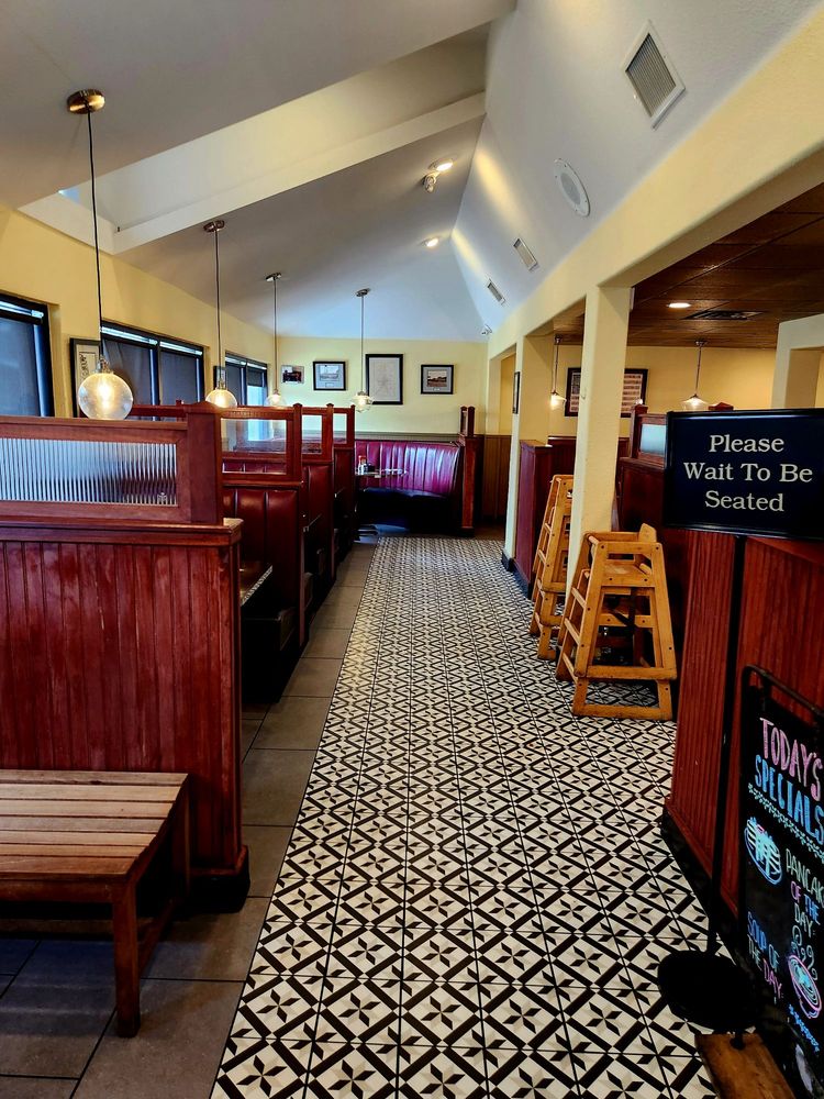 Trip's Diner - Tampa