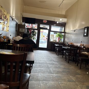 Pho Golden - Inside - Vietnamese Near Me - San Francisco, California Pho Golden - Inside - Vietnamese Near Me - San Francisco, California