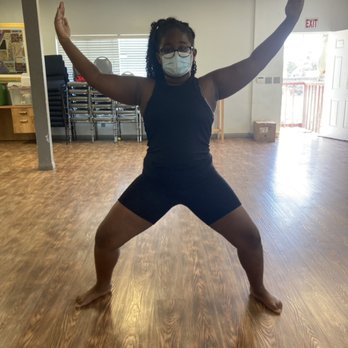 Tomlin Dance Academy - Modern Class - Performing Arts Near Me - Compton, California Tomlin Dance Academy - Modern Class - Performing Arts Near Me - Compton, California