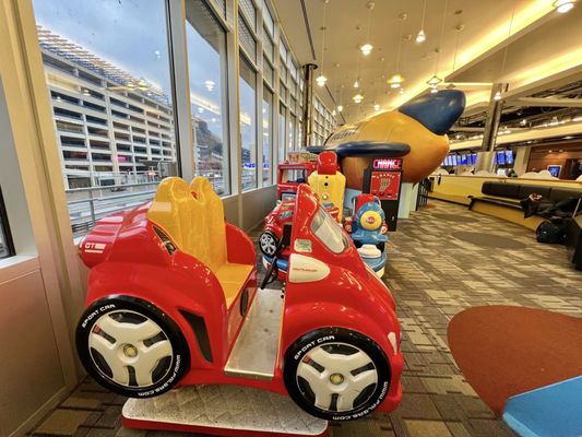 Minneapolis–Saint Paul International Airport by null