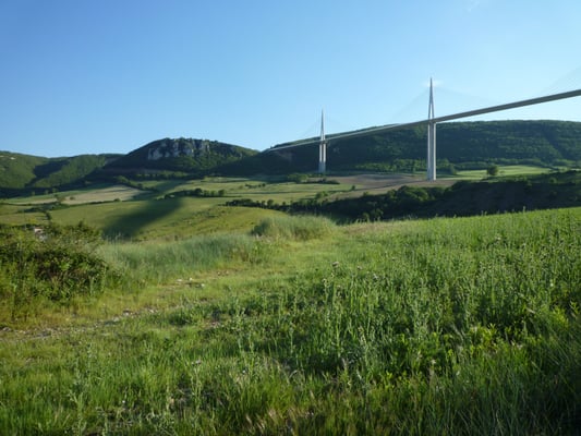 Viaduc de Millau by null