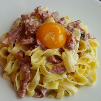 Firmine - Tagliatelle a la carbonara (14,00 €) - Italian Near Me - Paris, 75 Firmine - Tagliatelle a la carbonara (14,00 €) - Italian Near Me - Paris, 75