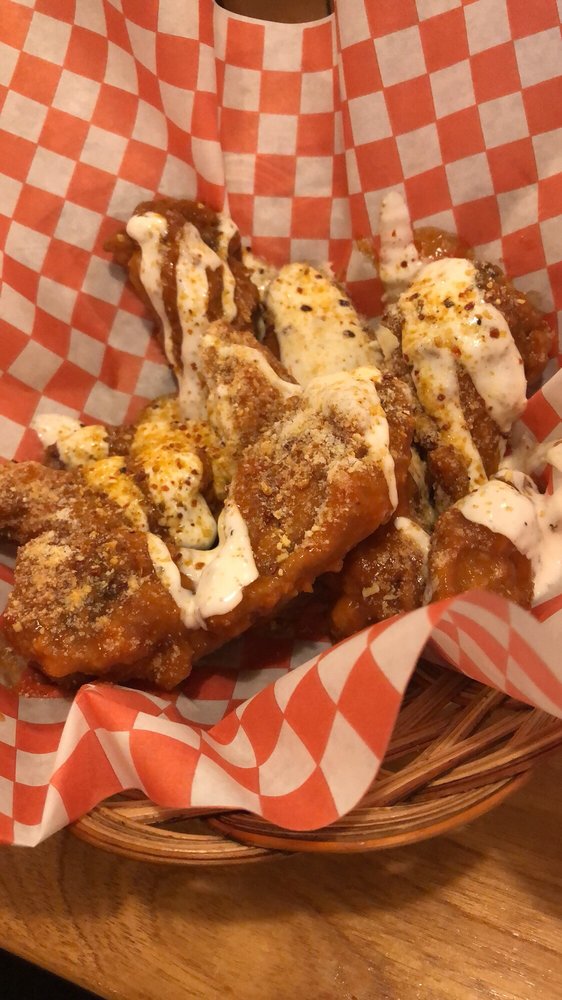 WOW WINGS & MORE Updated September 2024 17 Photos & 11 Reviews