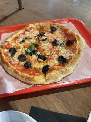 Ash! Pizza Parlor by null