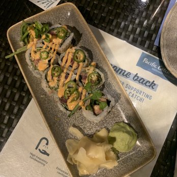Pacific Catch - Spicy Tuna Roll - Seafood Near Me - San Francisco, California