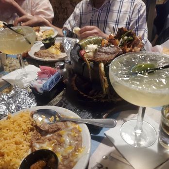 Casa Gamino - Mexican Near Me - Paramount, California Casa Gamino - Mexican Near Me - Paramount, California