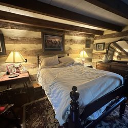 Oak Noggin Bed & Breakfast