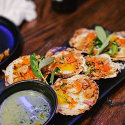 HEM Kitchen And Bar - Sò Điệp Nướng Trứng Cút