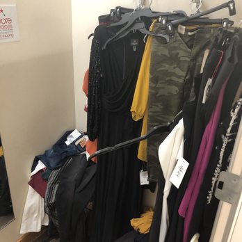 Macy's - Fitting room in women's department - Department Stores Near Me - Columbia, Maryland