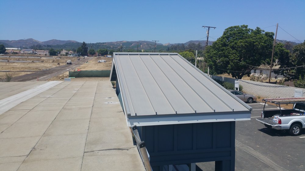 Slide of Daniel Roofing & Construction