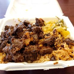 Star's Caribbean Restaurant - Stew Beef over Rice & Peas