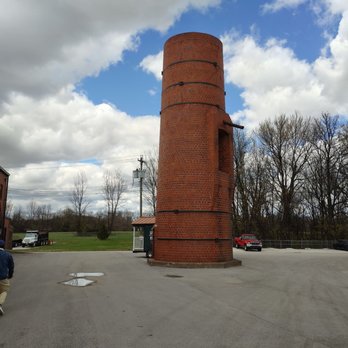 Green River Distilling Company - Part of old smokestack from the original factory before it burned down - Distilleries Near Me - Owensboro, Kentucky Green River Distilling Company - Part of old smokestack from the original factory before it burned down - Distilleries Near Me - Owensboro, Kentucky