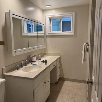 Konrad Konstruction - Before guest bathroom - General Contractors Near Me