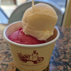 Glacier Toscani - Melon and Peche Sanguine