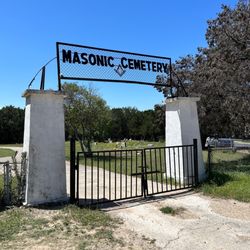 Boggy Creek Masonic Cemetery - Entrance