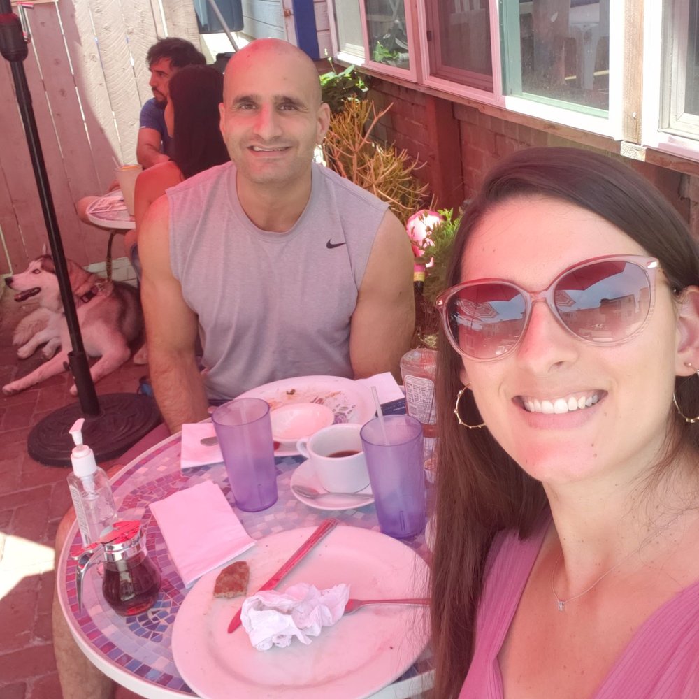 Ocean View Café - Padio dinning area - Breakfast & Brunch Near Me - Manhattan Beach, California