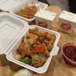 Hung Ky Asian Kitchen - T10. Sweet & Sour chicken