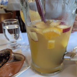 White sangria White sangria