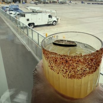 Sapphire Lounge - Airport Lounges Near Me - Phoenix, Arizona Sapphire Lounge - Airport Lounges Near Me - Phoenix, Arizona