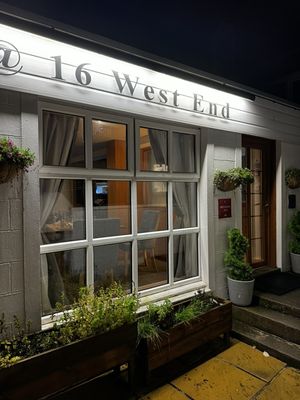 Craig Millar @ 16 West End by null
