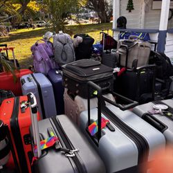 Hold My Luggage - Capacity to hold hundreds of bags every day!