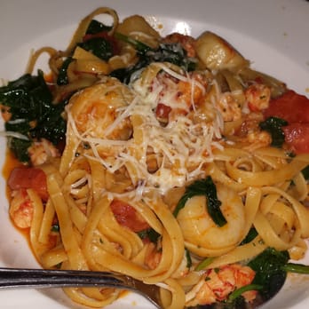 Roman Cucina - Pasta Special (shrimps, scallops, and spinach) - Italian Near Me - Fullerton, California Roman Cucina - Pasta Special (shrimps, scallops, and spinach) - Italian Near Me - Fullerton, California