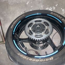 Photo of rim prior to shop causing damage.