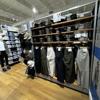 Uniqlo - Women's Clothing Near Me - San Jose, California Uniqlo - Women's Clothing Near Me - San Jose, California