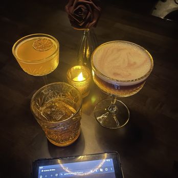 Alchemy 48 - Glad Rags, Alchemy R N' R and Ritzy Whiskey Sour - Speakeasies Near Me - Mesa, Arizona
