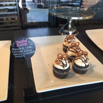 Cake Affection - Cupcakes Near Me - St. Petersburg, Florida
