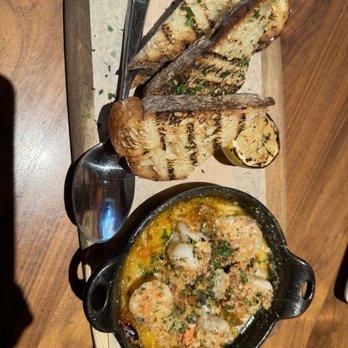 Harvest + Vine - Shrimp scampi recommended. - Wine Bars Near Me - Reston, Virginia Harvest + Vine - Shrimp scampi recommended. - Wine Bars Near Me - Reston, Virginia