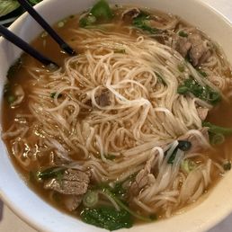 18. Rare Steak and Well Done Noodle Soup