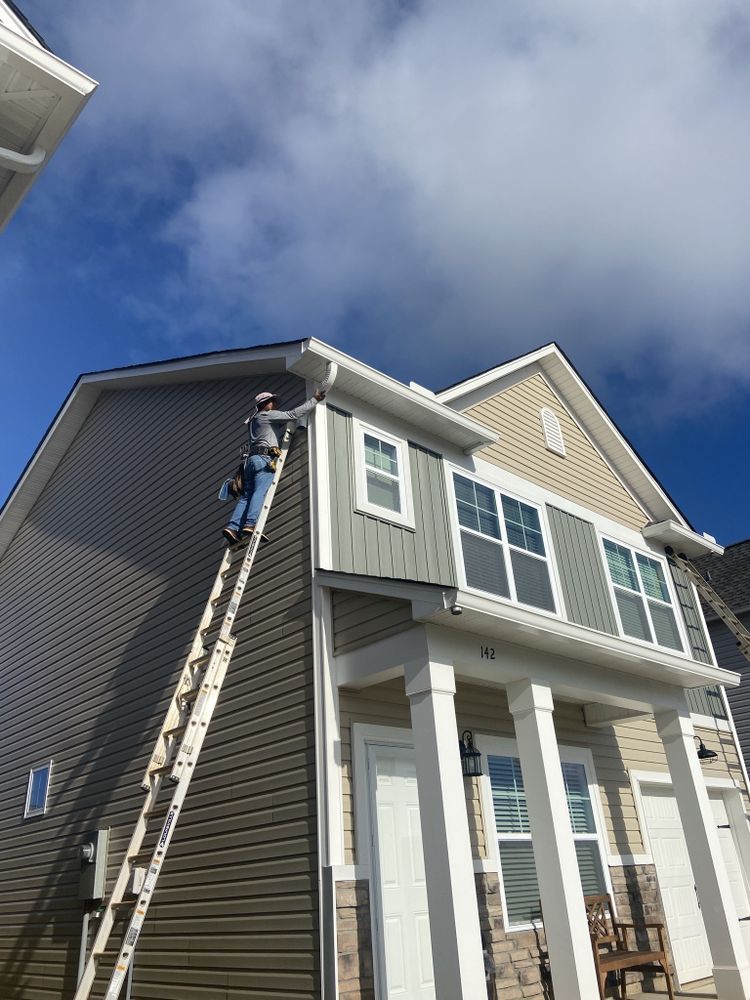 Slide of Roofing International