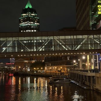 Riverwalk - Landmarks & Historical Buildings Near Me - Milwaukee, Wisconsin
