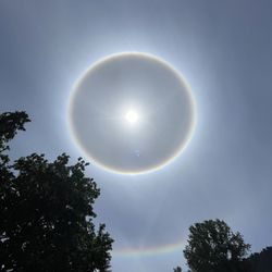 Casey's Riverside RV Park - Sun surrounded by a double halo/rainbow