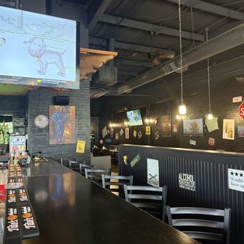 Bit of Grub - Bar area - Comfort Food Near Me - Dallas, Texas