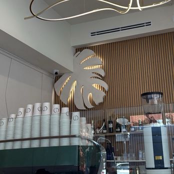 Esso Caffé - Cafes Near Me - Beverly Hills, California Esso Caffé - Cafes Near Me - Beverly Hills, California