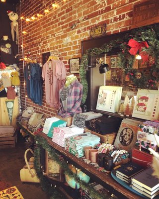 Kin Ship Goods by null