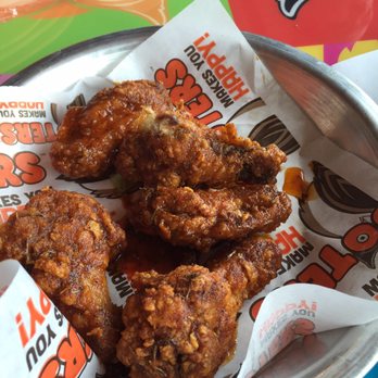 Hooters - Cajun wings - Sports Bars Near Me - Pearland, Texas Hooters - Cajun wings - Sports Bars Near Me - Pearland, Texas