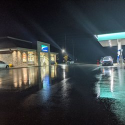 MacEwen Petroleum - Gas Station