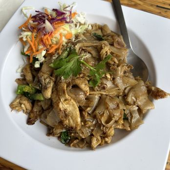 Lemongrass Thai Fusion - Thai Near Me - Vernal, Utah