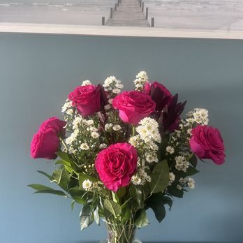 Danielle's Florist - Florists Near Me - Belle Harbor, New York Danielle's Florist - Florists Near Me - Belle Harbor, New York