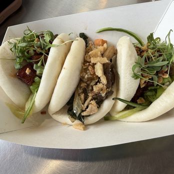 Bend the Bao - 2 Pork belly baos and 1 veggie - American Near Me - Orlando, Florida Bend the Bao - 2 Pork belly baos and 1 veggie - American Near Me - Orlando, Florida