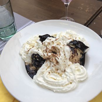 La Cave Gourmande - Bistros Near Me - Paris, 75