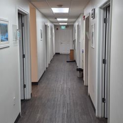 SIMEDHealth Rheumatology - Gainesville - Hallway
