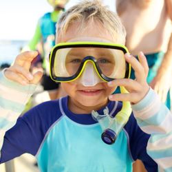 Kai Kanani Sailing - Be a memory-maker: take your kids snorkeling on Kai Kanani!